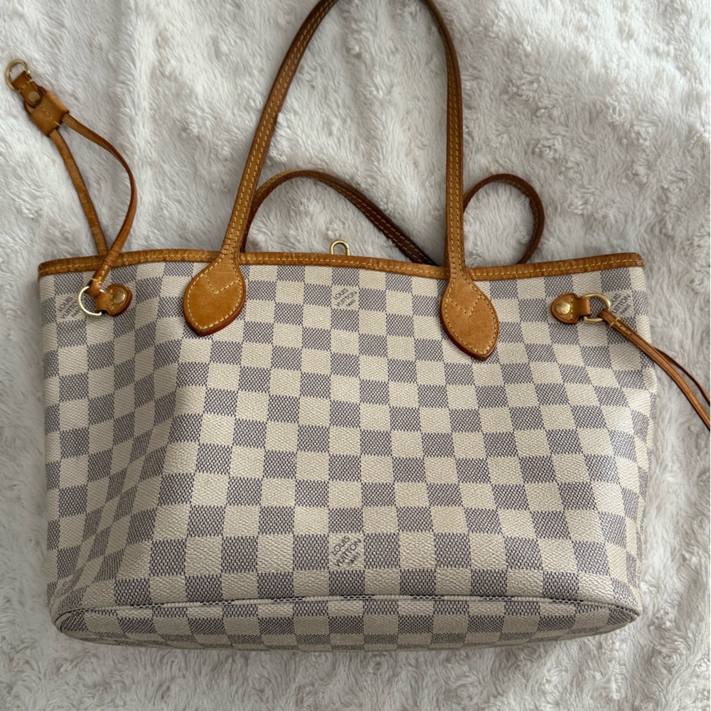 Louis Vuitton Neverfull PM in Damier Azur